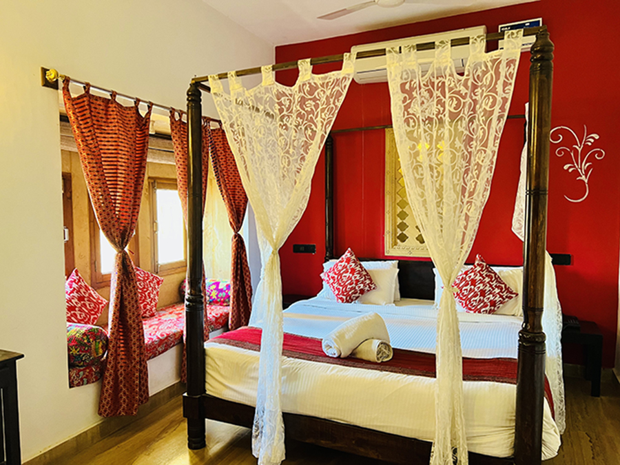 deluxe-room deluxe-room